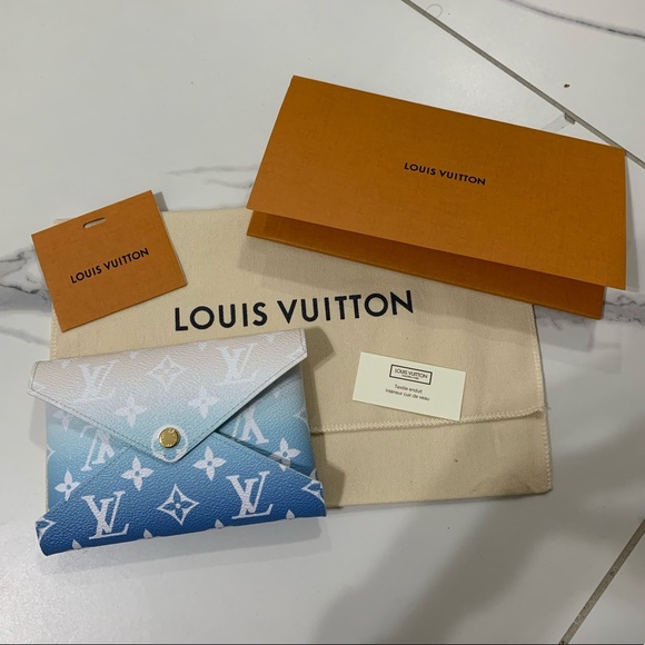 Louis Vuitton Handbags - New Louis Vuitton Kirigami By the Pool